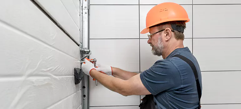 Commercial Garage Door Repair in Jacksonville, FL