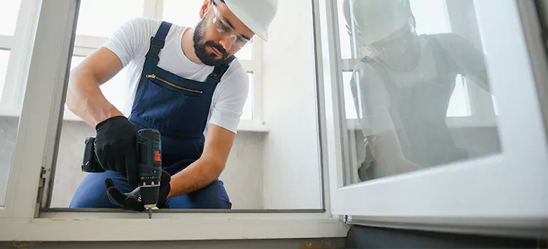 Replace Broken Window Pane in Jacksonville, FL