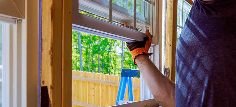 >Bay Window Curtain Rail Track in Jacksonville, FL