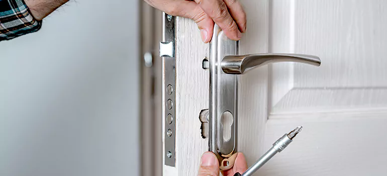 Front Door Knob Repair in Jacksonville, FL