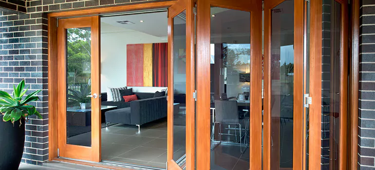 Folding Door Panel Repair in Jacksonville, FL